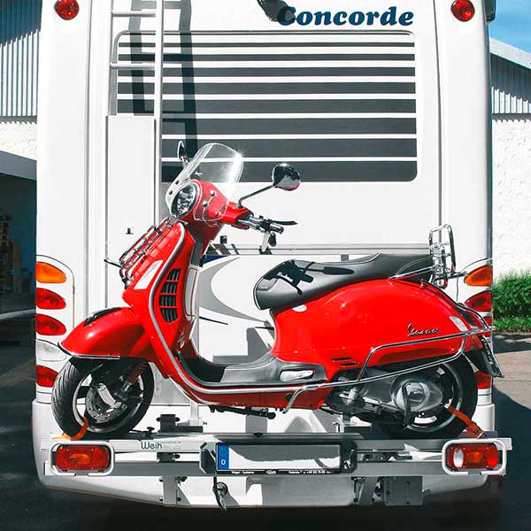 Reisemobil mit Motorradträger